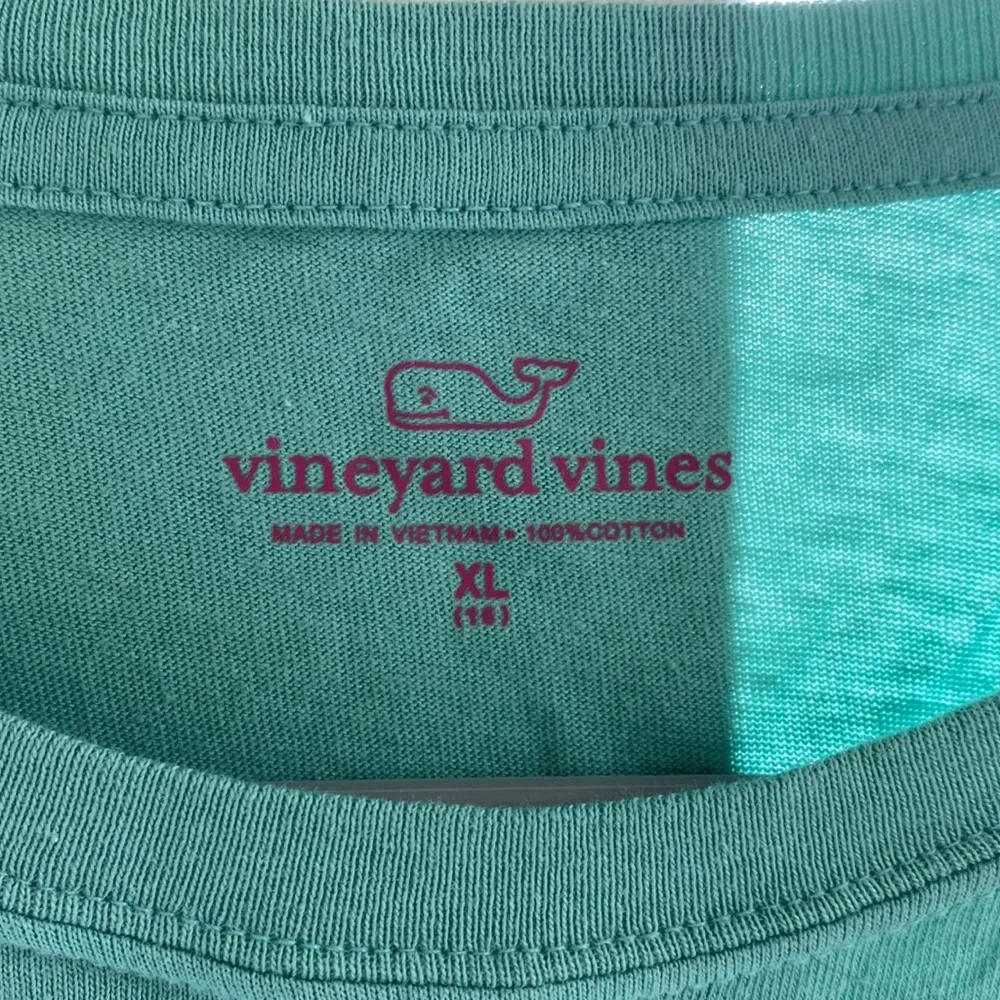 Vineyard Vines girls long sleeve Tshirt